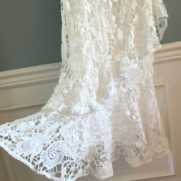 NEW Lulus Women’s Small White lace maxi portrait beach wedding dress - Picture 7 of 16